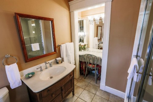 Walnut Street Inn - image 21
