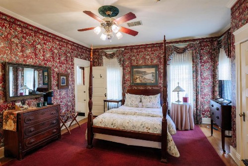 Walnut Street Inn - image 3