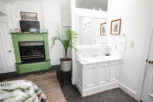 Walnut Street Inn - image 36