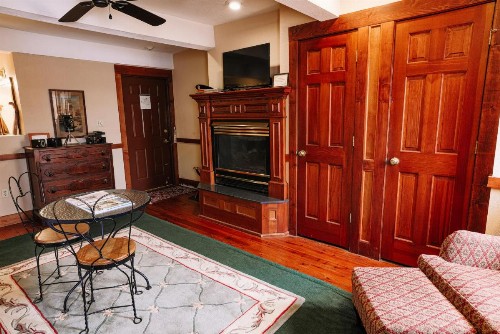 Walnut Street Inn - image 7