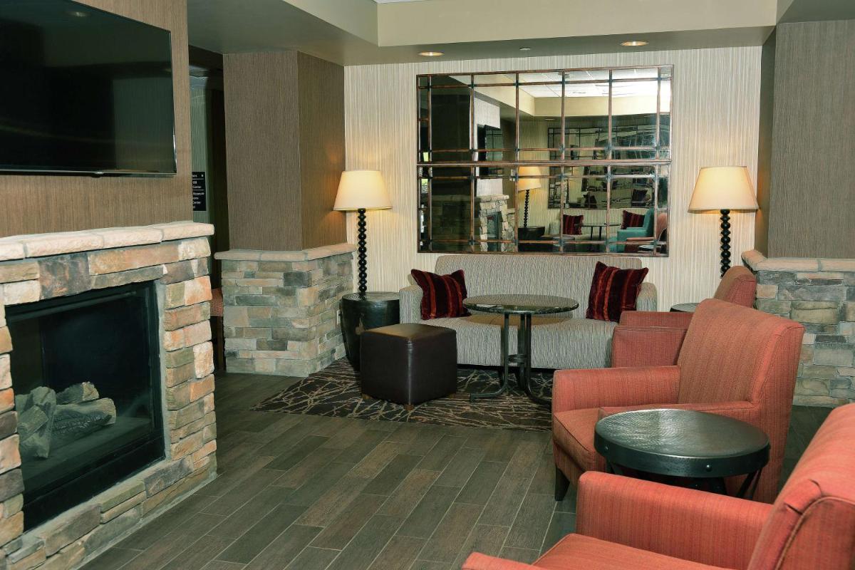 Hampton Inn Springfield-Southeast MO - image 3