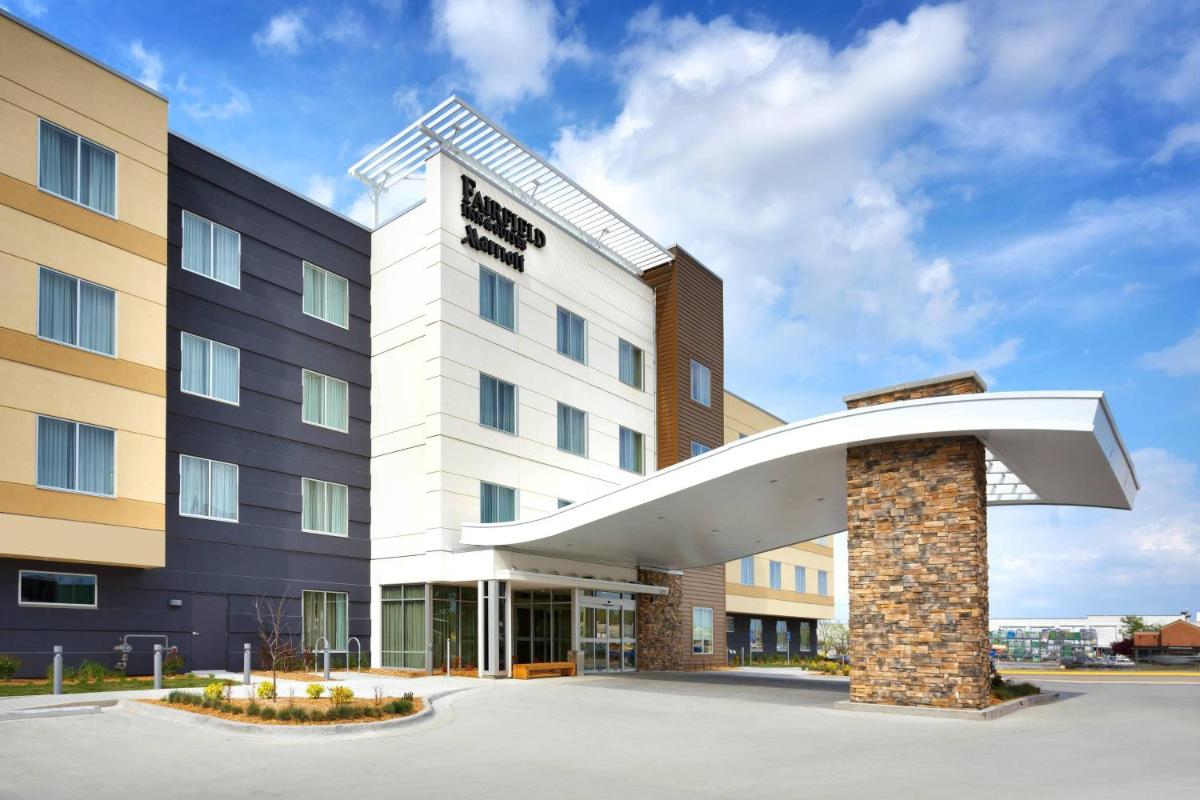 Fairfield Inn & Suites by Marriott Springfield North - image 3