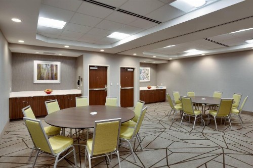 Fairfield Inn & Suites by Marriott Springfield North - image 35