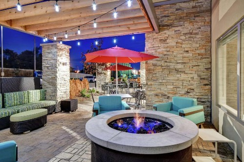 Home2 Suites by Hilton Springfield North - image 12