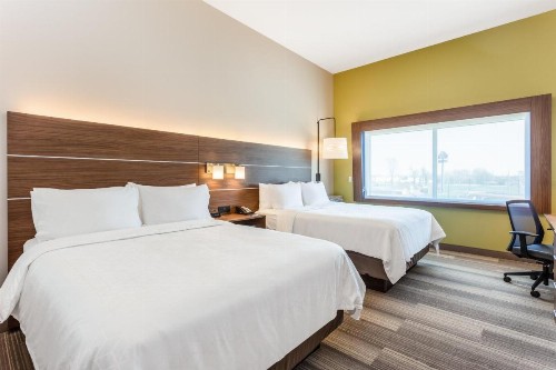 Holiday Inn Express & Suites - Springfield North an IHG Hotel - image 14