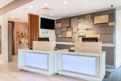 Holiday Inn Express & Suites - Springfield North an IHG Hotel - image 21