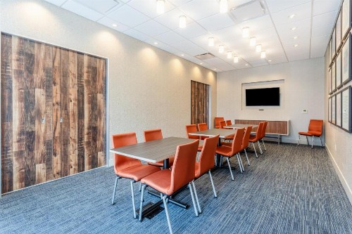 Holiday Inn Express & Suites - Springfield North an IHG Hotel - image 25