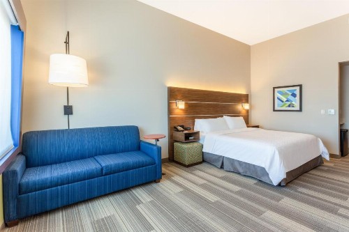Holiday Inn Express & Suites - Springfield North an IHG Hotel - image 26