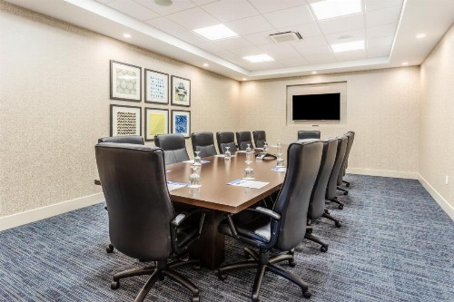 Holiday Inn Express & Suites - Springfield North an IHG Hotel - image 34