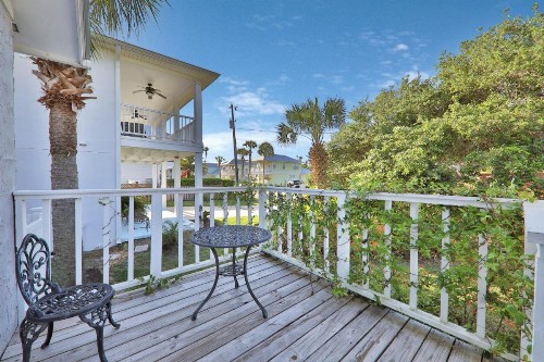 212 Beach Getaway - image 5