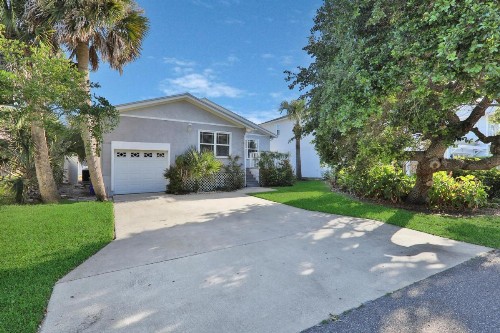 212 Beach Getaway - image 8