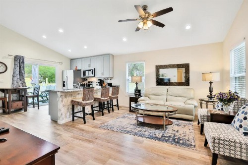 Downtown Cottage - image 3