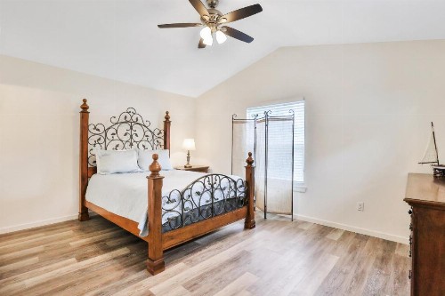 Downtown Cottage - image 7