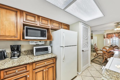 Oceanfront Windjammer Getaway - image 11