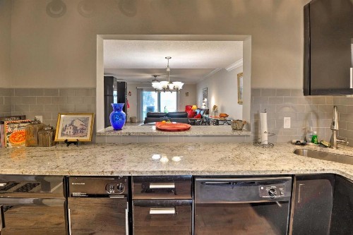 Oceanfront Condo - Steps to Crescent Beach! - image 7