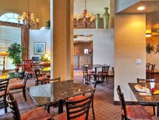 St. George Inn and Suites - image 2