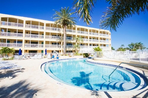 Coral Reef Resort a VRI resort - image 7