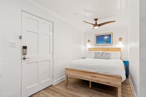 Inn on the Beach - image 27