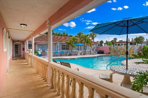 Blind Pass Resort Motel - image 25