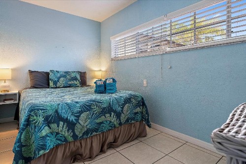 Blind Pass Resort Motel - image 9
