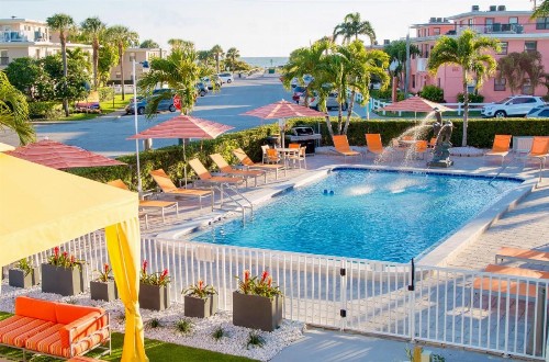 St. Pete Beach Suites - image 18