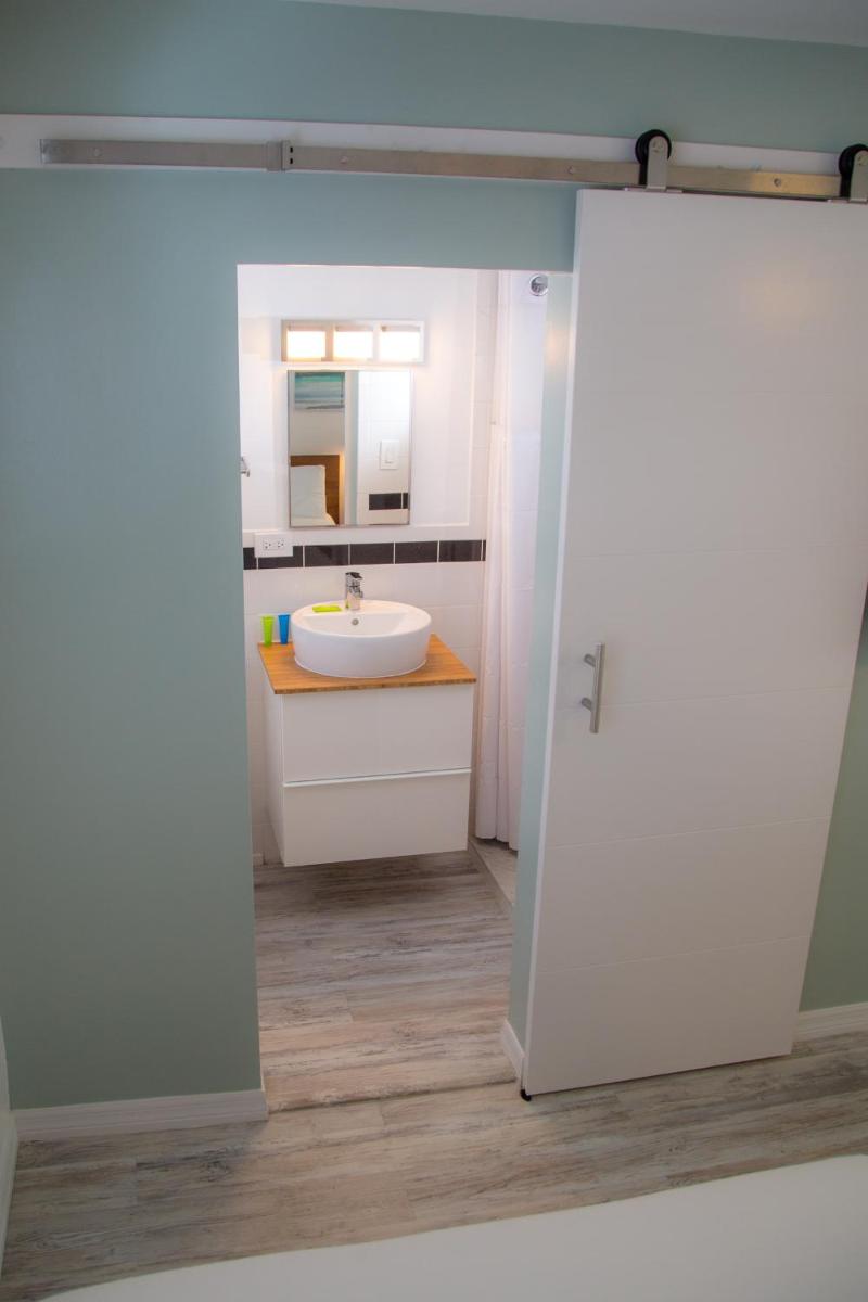St. Pete Beach Suites - image 2
