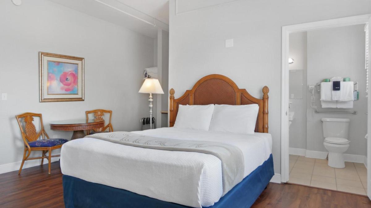 Crystal Bay Historic Hotel - image 2
