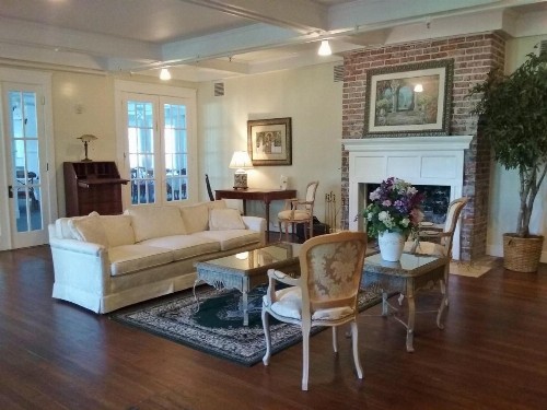 Crystal Bay Historic Hotel - image 29