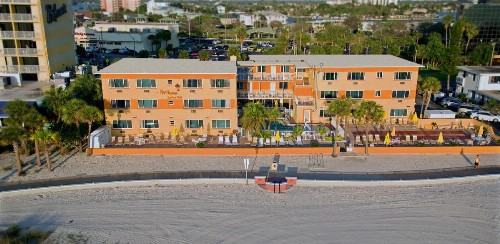 Page Terrace Beachfront Hotel - image 10