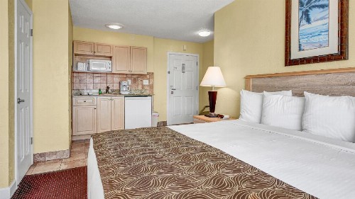 Page Terrace Beachfront Hotel - image 24