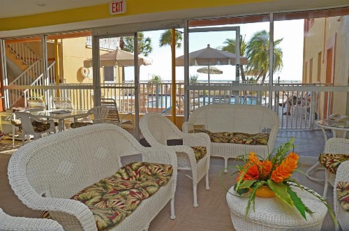 Page Terrace Beachfront Hotel - image 8