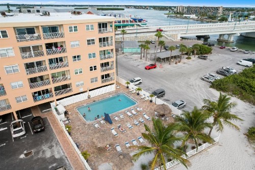 312 Beach Place Condos - image 4