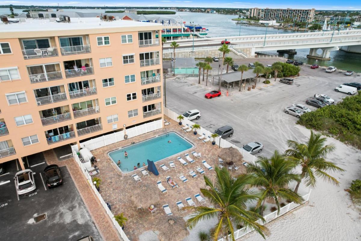312 Beach Place Condos - image 4