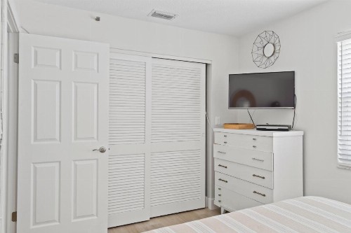 412 Beach Place Condo - image 16