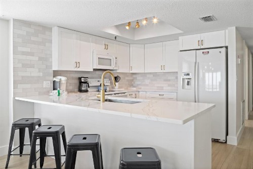 412 Beach Place Condo - image 35
