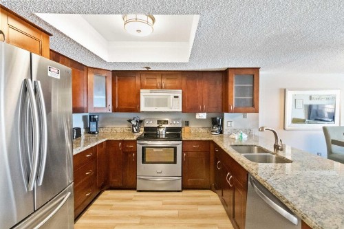 108 Beach Place Condos - image 29