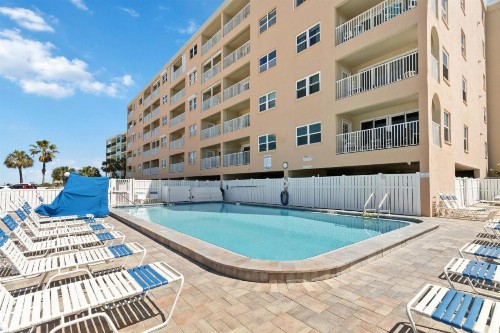 108 Beach Place Condos - image 37