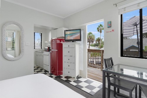 Sabal Palms Inn - image 1