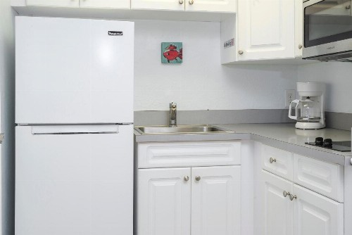 Sabal Palms Inn - image 25