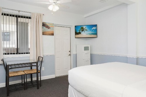 Sabal Palms Inn - image 31