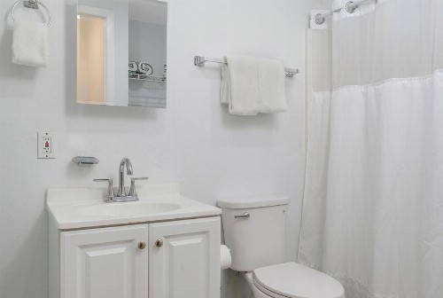 Sabal Palms Inn - image 50