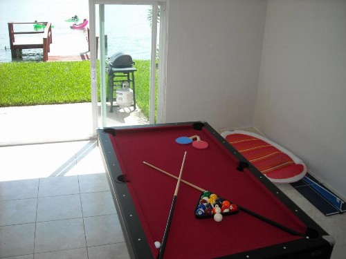 Beach and Bay MediterraneanTownhouse - image 42