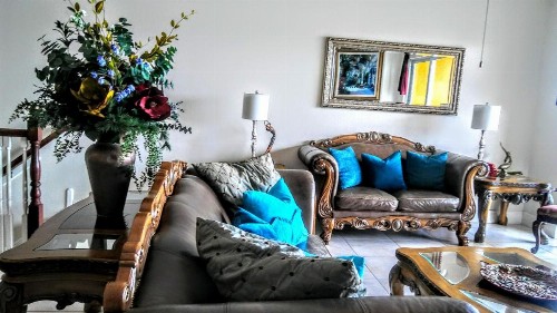 Beach and Bay MediterraneanTownhouse - image 7