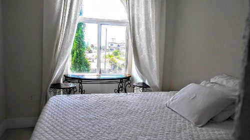 Mediterranean Three Story Beach Townhouse - image 5