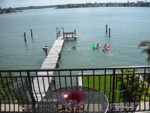 Mediterranean Three Story Beach Townhouse - image 8