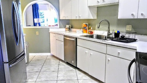 3000 Sq Ft Beach and Bay Condo - image 15
