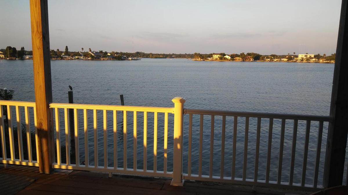 3000 Sq Ft Beach and Bay Condo - image 5