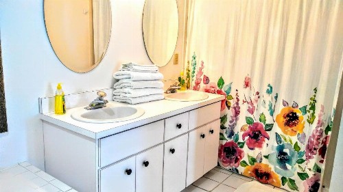 3000 Sq Ft Beach and Bay Condo - image 8