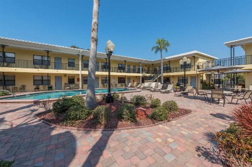 204 - Royal Orleans - image 27