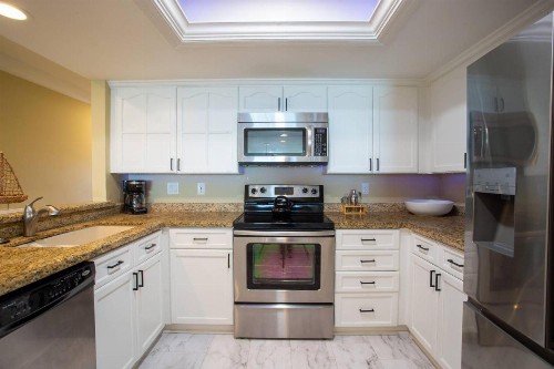 Admirals Townhouse - image 42